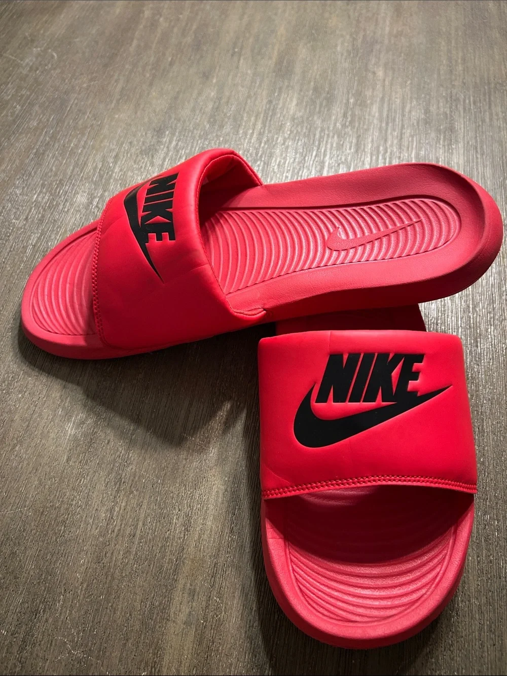 Nike Victori One Foam Slide Red Black Men's Size 12, Like New.